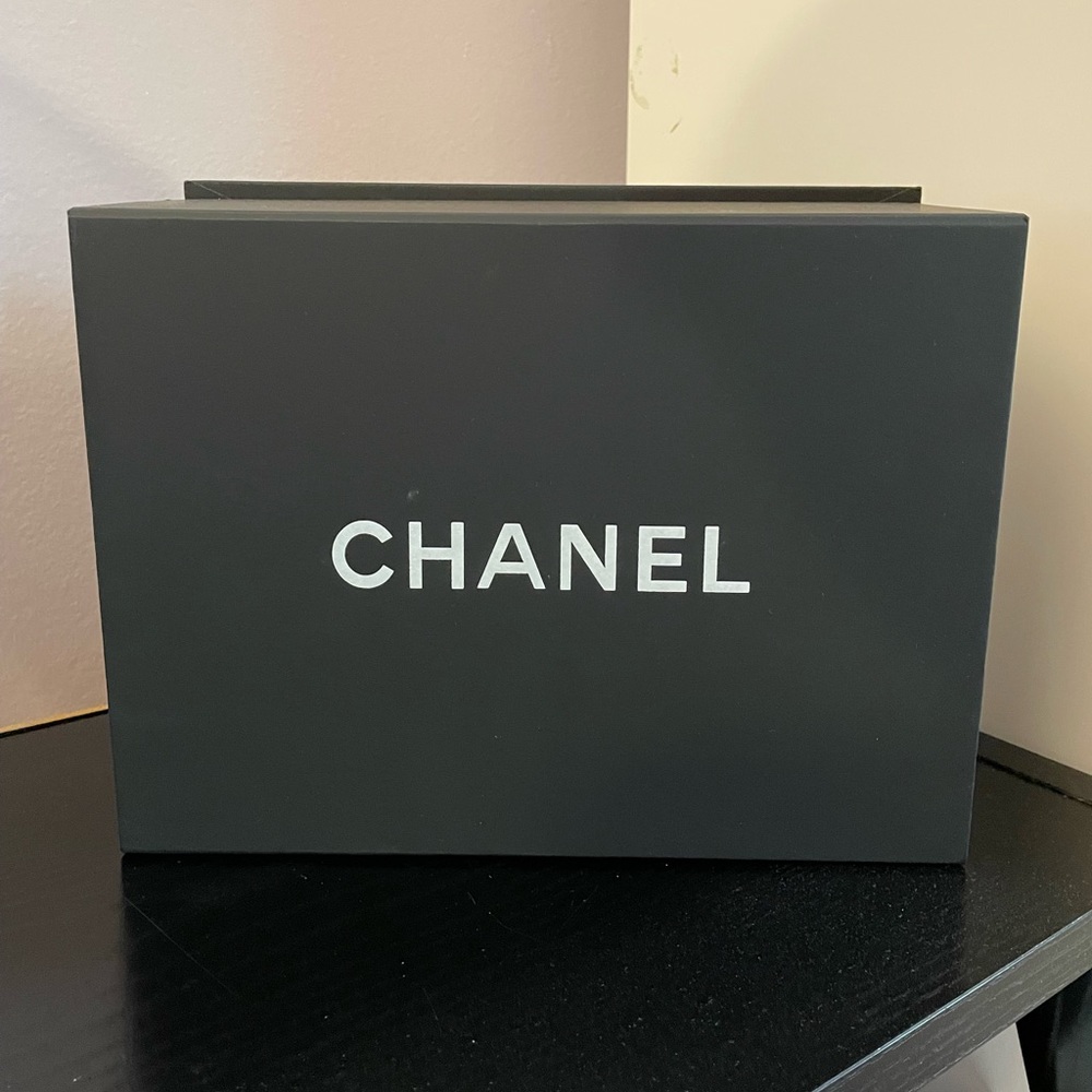 Chanel Box